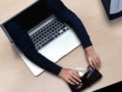 Berikut Beberapa Tips Aman Belanja Online