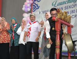 Ridwan Kamil Luncurkan Pembelajaran Sekoper Cinta di 80 Desa