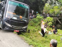 Bus Terperosok Menuju Area Makam Ketika Ikuti Google Maps