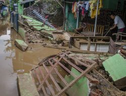 Sejumlah Daerah Kabupaten Bandung di Landa Banjir dan Longsor Pasca Hujan Deras