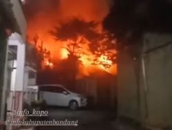 Kebakaran Gudang Konveksi di Margahayu Permai