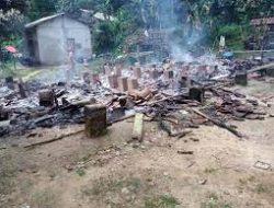 Rumah Warga Terbakar Diduga Akibat Korselting Listrik