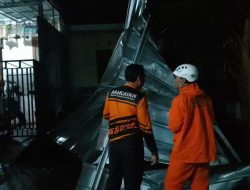 15 Rumah Terdampak Angin Puting Beliung di Tanjungsari Sumedang
