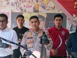 Tujuh Remaja yang Konvoi Dengan Membawa Senjata Tajam Ditangkap Polisi