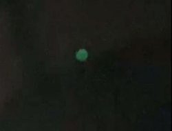 Viral Video Penampakan UFO di Atas Langit Kota Bandung