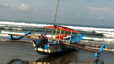 Wisatawan Asal Bandung Meninggal Dunia Tertabrak Perahu di Pangandaran