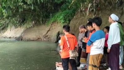 Seorang Santri Tenggelam Saat Mencuci Pakaian di Sungai Cisokan