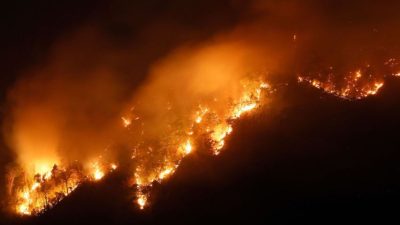Kebakaran di Gunung Singa Kabupaten Bandung