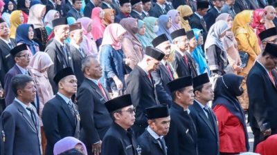 Ratusan ASN Kota Cimahi Terima Penghargaan
