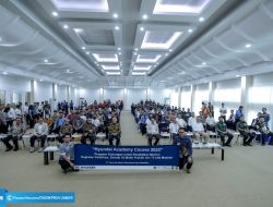 25 Siswa SMK Terima Beasiswa Pendidikan Dari PT Hyundai Motor Manufacturing Indonesia