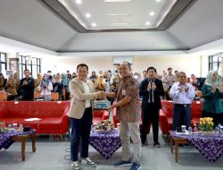 Dinas Pendidikan Provinsi Jawa Barat Raih Penghargaan Provinsi dengan Peserta PembaTIK Terbanyak