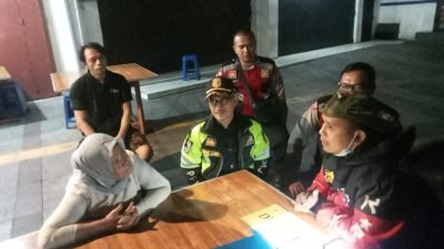 Satpol PP Tindak Pelaku Buang Sampah Sembarangan
