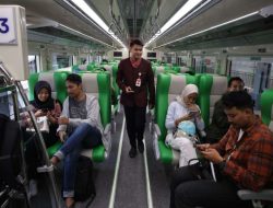 Seminggu Beroprasi, Whoosh Angkut 5.473 Pelanggan