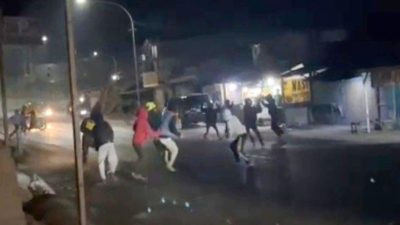 Dua Kelompok Pemuda Tawuran Gunakan Senjata Tajam di Jalan Raya Bandung-Cianjur