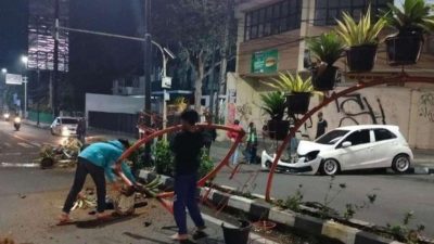 Kecelakaan Tunggal di Jalan Raya RE Martadinata Sukabumi