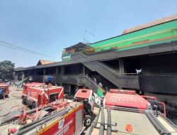 Bupati Iwan Setiawan Instruksikan Penanganan Dampak Bencana Kebakaran di Pasar Leuwiliang