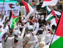 Ribuan Warga Cimahi Turun ke Jalan Ikuti Aksi Solidaritas Bela Palestina
