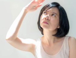Tips Lindungi Kulit dari Paparan Negatif Sinar Matahari