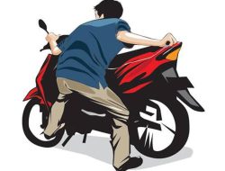 Tertangkap Tangan Curi Motor, Dua Pelaku Dikeroyok Massa