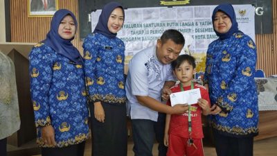 Pemkot Bandung dan Baznas Salurkan Santunan Tahap III
