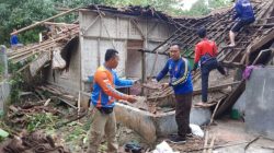 Rumah Warga di Banjarsari Ambruk Akibat Diguyur Hujan dan Angin Kencang