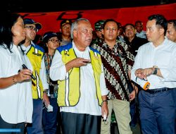 Menteri PUPR Bersama Kadisdik Jawa Barat Tinjau Langsung Lokasi yang Tedampak Gempa