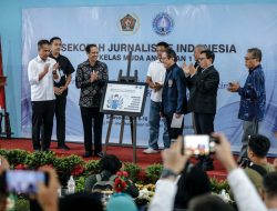 Inovasi Pendidikan, Pembukaan Sekolah Jurnalisme Indonesia Angkatan 1