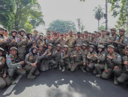 Jaga Kebersihan dan Ketertiban, Pemkot Bandung Tertibkan Ribuan Alat Peraga Kampanye