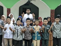Mr. Kliks, Guru SDN Maduretno Purworejo Rilis Karya Lagu Religi Islami “Marhaban Ya Ramadhan”