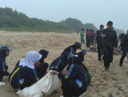 Mendukung Konservasi Penyu, Aksi Bersih-Bersih 615 Siswa dan Guru di Kabupaten Sukabumi