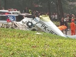 Pesawat Latih Jatuh di Kawasan BSD
