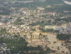 Foto Udara: Ribuan Rumah Rusak Usai Banjir Bandang Terjang Aceh Tamiang