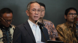 Ketua DK OJK Mahendra Siregar di Bursa Efek Indonesia, Jakarta, Kamis (29/1/2026)