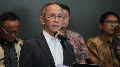 Ketua Dewan Komisioner OJK Mengundurkan Diri, Ada Apa?